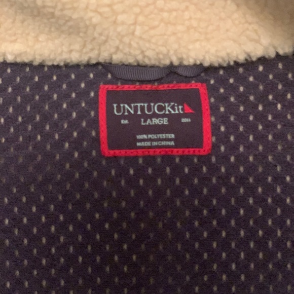 UNTUCKit Large vest - Picture 2 of 4